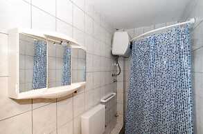 Apartments Ereš Žuronja