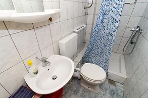 Apartments Ereš Žuronja