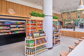 Walt Disney World Swan Reserve