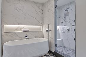 Walt Disney World Swan Reserve