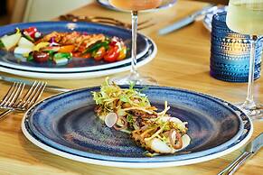 Walt Disney World Swan Reserve