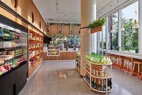 Walt Disney World Swan Reserve