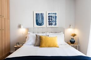 Ideal 1 BR Apartment in Petralona