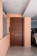 Ideal 1 BR Apartment in Petralona
