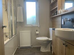 Clouded Yellow - Beautiful Modern Lodge, Kippford