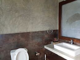 Riverston Lodge
