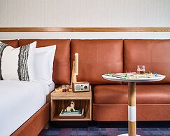 The Rally Hotel at McGregor Square