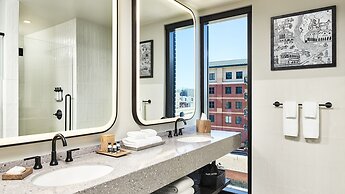 The Rally Hotel at McGregor Square