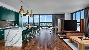 The Rally Hotel at McGregor Square