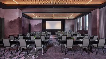 The Rally Hotel at McGregor Square