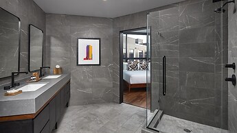 The Rally Hotel at McGregor Square