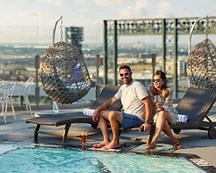 The Rally Hotel at McGregor Square