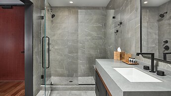 The Rally Hotel at McGregor Square