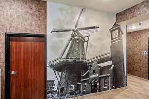 Cobblestone Hotel & Suites-Little Chute