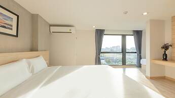 B2 Don Mueang Premier Hotel