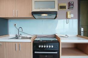 Cozy Living 1BR Tamansari The Hive Apartment