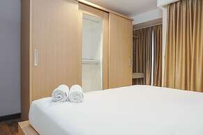 Cozy Living 1BR Tamansari The Hive Apartment