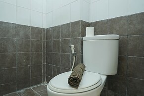 Great Choice Studio Green Pramuka Apartment