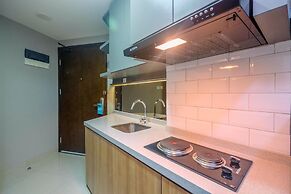 Fully Furnished with Comfortable 1BR Apartment at Mustika Golf Residen