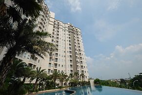 Fully Furnished with Comfortable 1BR Apartment at Mustika Golf Residen