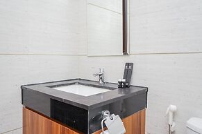 Chic and Strategic Studio Brooklyn Alam Sutera Apartment