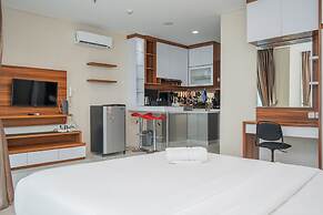 Chic and Strategic Studio Brooklyn Alam Sutera Apartment