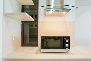 Homey with Private Lift 2BR Apartment at St. Moritz Puri near Mall