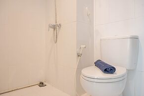 Homey with Private Lift 2BR Apartment at St. Moritz Puri near Mall