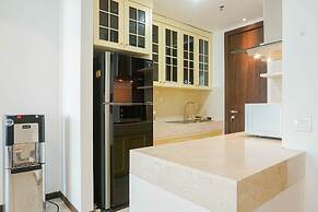 Homey with Private Lift 2BR Apartment at St. Moritz Puri near Mall