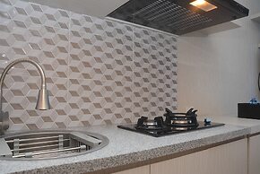 Beautiful and Relaxing Studio Tifolia Apartment