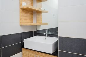 Fabulous Studio Room at Scientia Residence Apartment