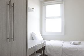 Spacious 3BR Apartment Parahyangan Residence near UNPAR