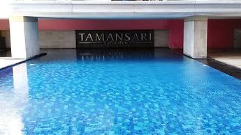 Elegant and Comfy Studio Apartment Tamansari Sudirman