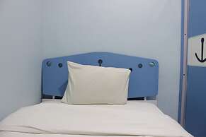 Stylish & Comfy 2BR Grand Asia Afrika Apartment