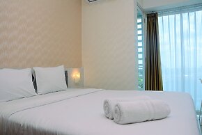 Comfy with Modern Style 1BR Grand Kamala Lagoon Apartment