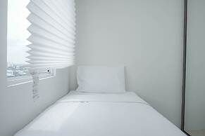 Fully Furnished Apartment with Comfortable Design 2BR Vittoria Residen