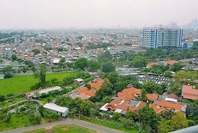 Trendy 2BR Green Pramuka Apartment