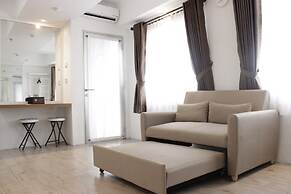Modern Chic Studio Room at Grand Asia Afrika Apartment