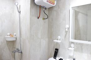 Modern Chic Studio Room at Grand Asia Afrika Apartment