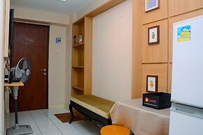 Cozy Living with Modern Design 1BR Kebagusan City Apartment