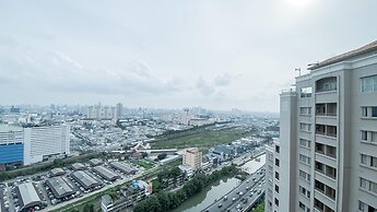 1BR Queen Bed at Ancol Marina Apartment near Dufan