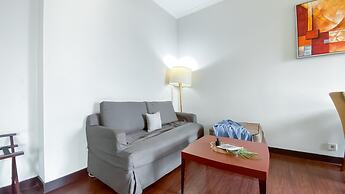 1BR Queen Bed at Ancol Marina Apartment near Dufan