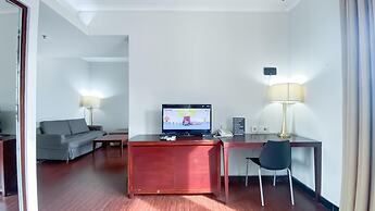 1BR Queen Bed at Ancol Marina Apartment near Dufan