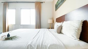 1BR Queen Bed at Ancol Marina Apartment near Dufan