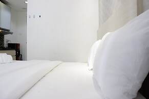 Stylish & Relaxing Studio Apartment at Parahyangan Residence near UNPA