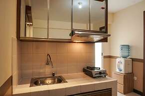 Homey and Compact 2BR Pluit Sea View Apartment