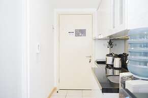 Cozy and Good Location Studio Apartment M-Town Residence