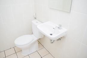 Cozy and Good Location Studio Apartment M-Town Residence