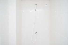 Cozy and Good Location Studio Apartment M-Town Residence