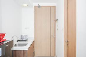 Modern Studio Apartment at Tree Park Cikokol